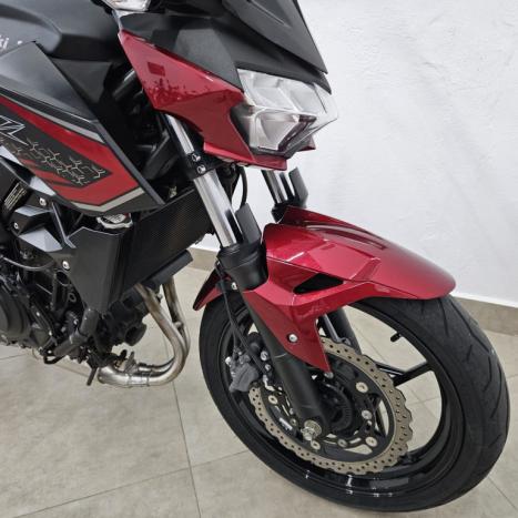KAWASAKI Z 400 ABS, Foto 3