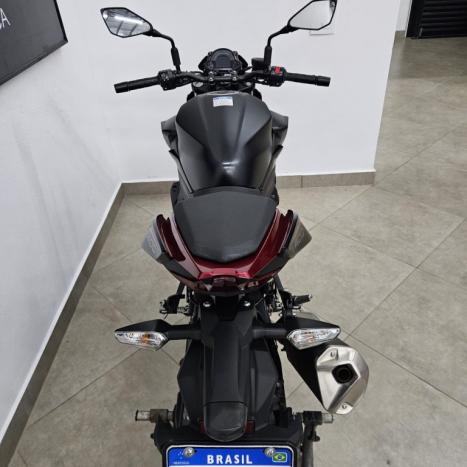 KAWASAKI Z 400 ABS, Foto 6