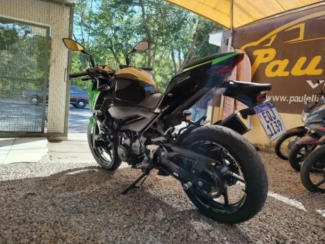 KAWASAKI Z 400 ABS, Foto 5