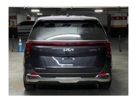 KIA Carnival 3.5 V6 4P EX, Foto 7