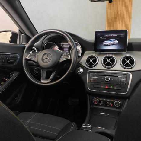 MERCEDES-BENZ CLA 200 1.6 16V 4P VISION AUTOMTICO, Foto 6