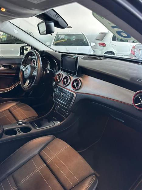 MERCEDES-BENZ GLA 200 1.6 16V 4P FLEX CGI ADVANCE TURBO AUTOMTICO, Foto 4