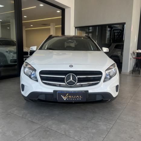 MERCEDES-BENZ GLA 200 1.6 16V 4P FLEX CGI STYLE TURBO AUTOMTICO, Foto 2