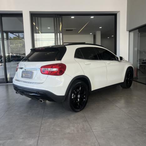 MERCEDES-BENZ GLA 200 1.6 16V 4P FLEX CGI STYLE TURBO AUTOMTICO, Foto 4