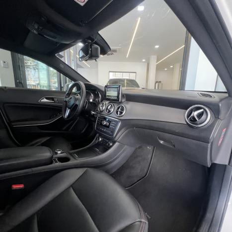 MERCEDES-BENZ GLA 200 1.6 16V 4P FLEX CGI STYLE TURBO AUTOMTICO, Foto 9