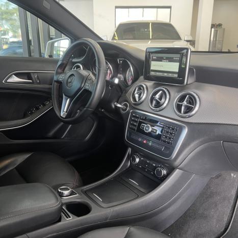MERCEDES-BENZ GLA 200 1.6 16V 4P FLEX CGI STYLE TURBO AUTOMTICO, Foto 10