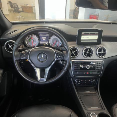 MERCEDES-BENZ GLA 200 1.6 16V 4P FLEX CGI STYLE TURBO AUTOMTICO, Foto 11
