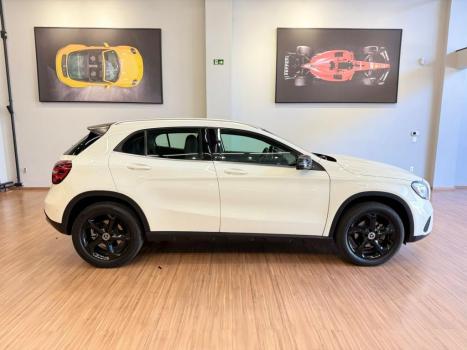 MERCEDES-BENZ GLA 200 1.6 16V 4P FLEX CGI ADVANCE TURBO AUTOMTICO, Foto 5