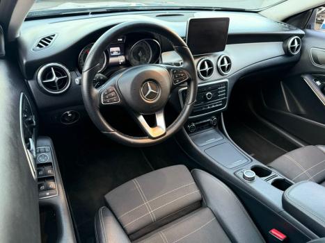 MERCEDES-BENZ GLA 200 1.6 16V 4P FLEX CGI ENDURO TURBO AUTOMTICO, Foto 6