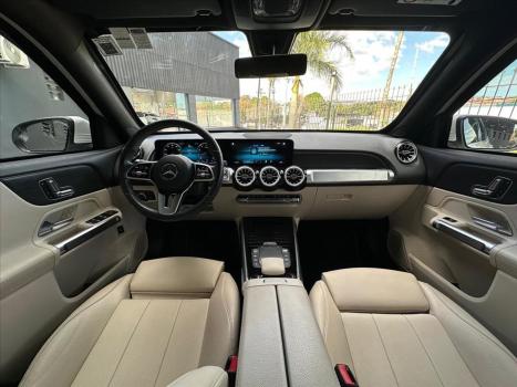 MERCEDES-BENZ GLB 200 , Foto 13