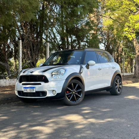 MINI Countryman 1.6 16V S TURBO, Foto 1