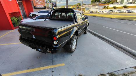 MITSUBISHI L 200 2.5 SPORT HPE 4X4 CABINE DUPLA TURBO INTECOOLER AUTOMTICO, Foto 6