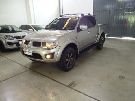 MITSUBISHI L 200 Triton 3.2 16V HPE 4X4 CABINE DUPLA TURBO DIESEL INTERCOOLER AUTOMTICO, Foto 2