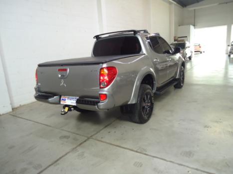 MITSUBISHI L 200 Triton 3.2 16V HPE 4X4 CABINE DUPLA TURBO DIESEL INTERCOOLER AUTOMTICO, Foto 9