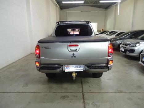 MITSUBISHI L 200 Triton 3.2 16V HPE 4X4 CABINE DUPLA TURBO DIESEL INTERCOOLER AUTOMTICO, Foto 10