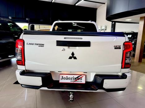 MITSUBISHI L 200 Triton 2.4 16V SPORT HPE 4X4 CABINE DUPLA TURBO DIESEL AUTOMTICO, Foto 7