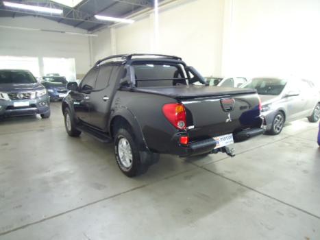 MITSUBISHI L 200 Triton 3.5 V6 HPE 4X4 FLEX CABINE DUPLA AUTOMTICO, Foto 8