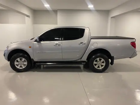 MITSUBISHI L 200 Triton 3.2 16V GLS 4X4 CABINE DUPLA TURBO DIESEL INTERCOOLER, Foto 7