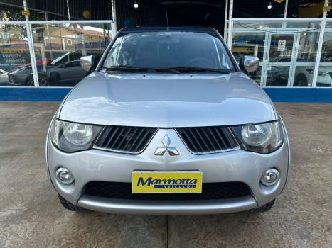 MITSUBISHI L 200 Triton 3.2 16V HPE 4X4 CABINE DUPLA TURBO DIESEL INTERCOOLER AUTOMTICO, Foto 2