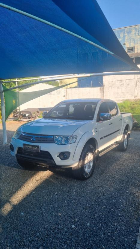 MITSUBISHI L 200 Triton 3.2 16V HPE 4X4 CABINE DUPLA TURBO DIESEL INTERCOOLER, Foto 16