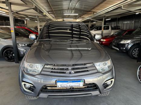 MITSUBISHI L 200 Triton 3.2 16V HPE 4X4 CABINE DUPLA TURBO DIESEL INTERCOOLER AUTOMTICO, Foto 3