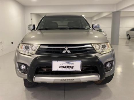 MITSUBISHI L 200 Triton 3.2 16V HPE 4X4 CABINE DUPLA TURBO DIESEL INTERCOOLER AUTOMTICO, Foto 2