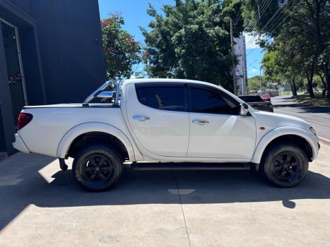 MITSUBISHI L 200 Triton 2.4 16V FLEX HLS CABINE DUPLA, Foto 5