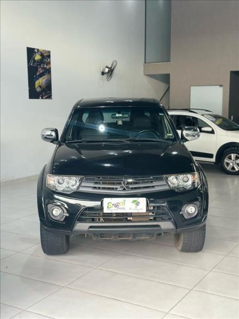 MITSUBISHI L 200 Triton 3.5 V6 HPE 4X4 FLEX CABINE DUPLA AUTOMTICO, Foto 2