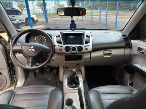 MITSUBISHI L 200 Triton 2.4 16V FLEX HLS CHROME CABINE DUPLA, Foto 9