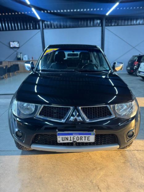 MITSUBISHI L 200 Triton 3.2 16V HPE 4X4 CABINE DUPLA TURBO DIESEL INTERCOOLER, Foto 2