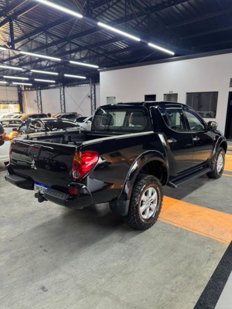 MITSUBISHI L 200 Triton 3.2 16V HPE 4X4 CABINE DUPLA TURBO DIESEL INTERCOOLER, Foto 6