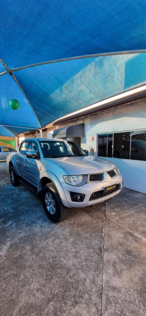 MITSUBISHI L 200 Triton 3.2 16V HPE 4X4 CABINE DUPLA TURBO DIESEL INTERCOOLER, Foto 9