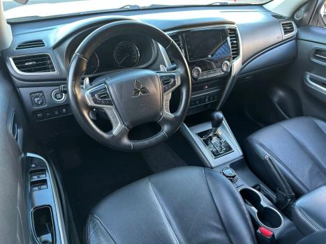 MITSUBISHI L 200 Triton , Foto 7
