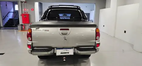 MITSUBISHI L 200 Triton 3.2 16V HPE 4X4 CABINE DUPLA TURBO DIESEL INTERCOOLER AUTOMTICO, Foto 5