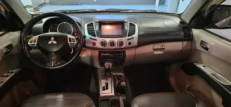 MITSUBISHI L 200 Triton 3.2 16V HPE 4X4 CABINE DUPLA TURBO DIESEL INTERCOOLER AUTOMTICO, Foto 10