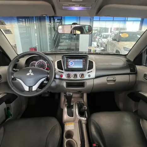 MITSUBISHI L 200 Triton 3.2 16V HPE 4X4 CABINE DUPLA TURBO DIESEL INTERCOOLER AUTOMTICO, Foto 8