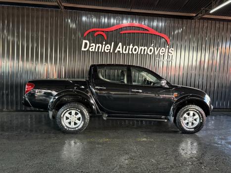 MITSUBISHI L 200 Triton 3.2 16V HPE 4X4 CABINE DUPLA TURBO DIESEL INTERCOOLER AUTOMTICO, Foto 5