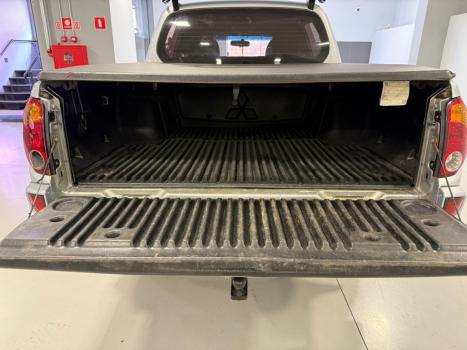 MITSUBISHI L 200 Triton 3.2 16V HPE 4X4 CABINE DUPLA TURBO DIESEL INTERCOOLER AUTOMTICO, Foto 16