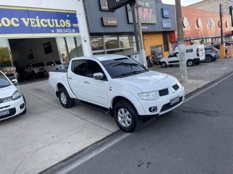 MITSUBISHI L 200 Triton 3.2 16V HPE 4X4 CABINE DUPLA TURBO DIESEL INTERCOOLER AUTOMTICO, Foto 2