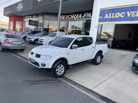 MITSUBISHI L 200 Triton 3.2 16V HPE 4X4 CABINE DUPLA TURBO DIESEL INTERCOOLER AUTOMTICO, Foto 4