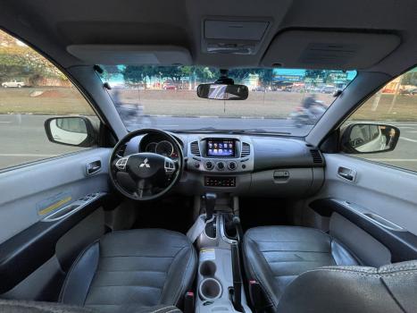 MITSUBISHI L 200 Triton 3.2 16V HPE 4X4 CABINE DUPLA TURBO DIESEL INTERCOOLER AUTOMTICO, Foto 13