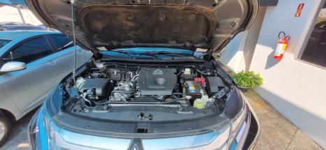 MITSUBISHI L 200 Triton 2.4 16V SPORT HPE 4X4 CABINE DUPLA TURBO DIESEL AUTOMTICO, Foto 10