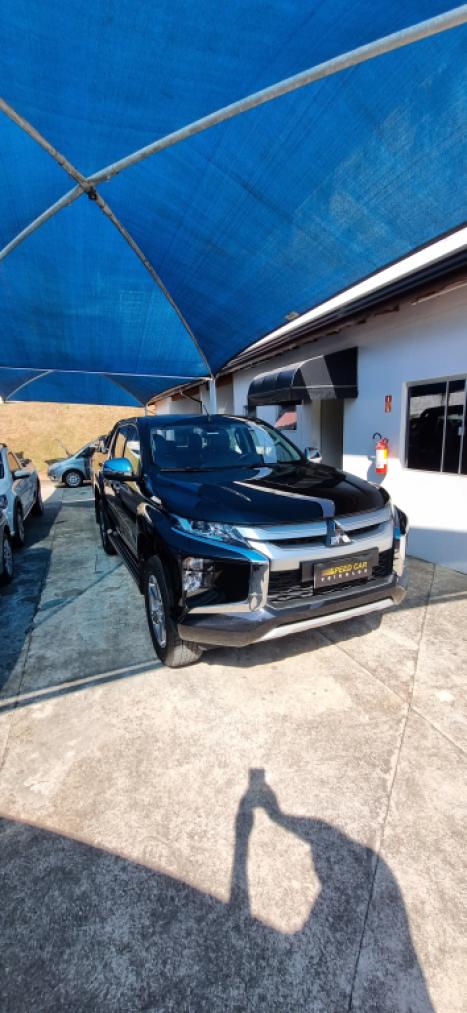 MITSUBISHI L 200 Triton 2.4 16V SPORT HPE 4X4 CABINE DUPLA TURBO DIESEL AUTOMTICO, Foto 16