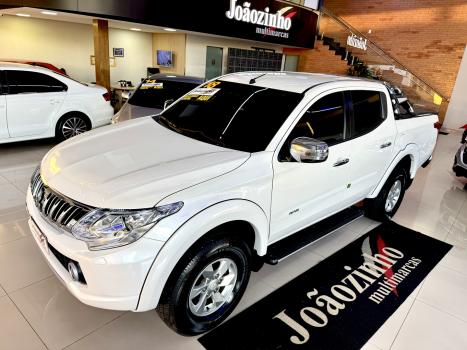 MITSUBISHI L 200 Triton 2.4 16V SPORT HPE 4X4 CABINE DUPLA TURBO DIESEL AUTOMTICO, Foto 3