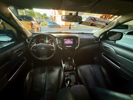 MITSUBISHI L 200 Triton 2.4 16V SPORT HPE 4X4 CABINE DUPLA TURBO DIESEL AUTOMTICO, Foto 11