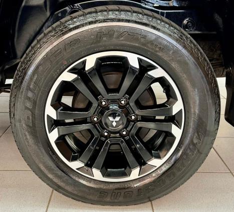 MITSUBISHI L 200 Triton 2.4 16V SPORT HPE 4X4 CABINE DUPLA TURBO DIESEL AUTOMTICO, Foto 15