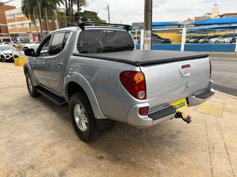 MITSUBISHI L 200 Triton 3.2 16V HPE 4X4 CABINE DUPLA TURBO DIESEL INTERCOOLER AUTOMTICO, Foto 4