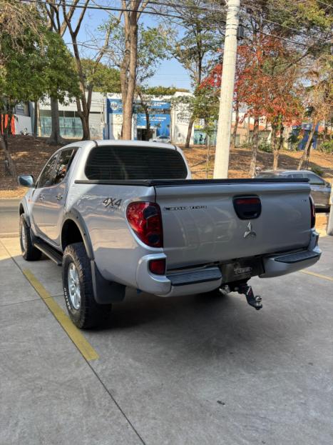 MITSUBISHI L 200 Triton 3.2 16V HPE 4X4 CABINE DUPLA TURBO DIESEL INTERCOOLER, Foto 11