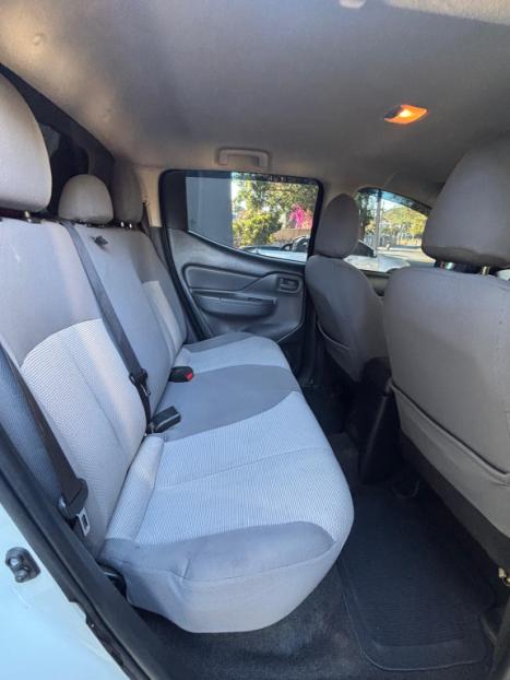 MITSUBISHI L 200 Triton 2.4 16V SPORT HPE-S 4X4 CABINE DUPLA TURBO DIESEL AUTOMTICO, Foto 10