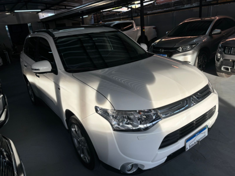 MITSUBISHI Outlander 3.0 V6 24V 4P GT 4X4 AUTOMTICO, Foto 5